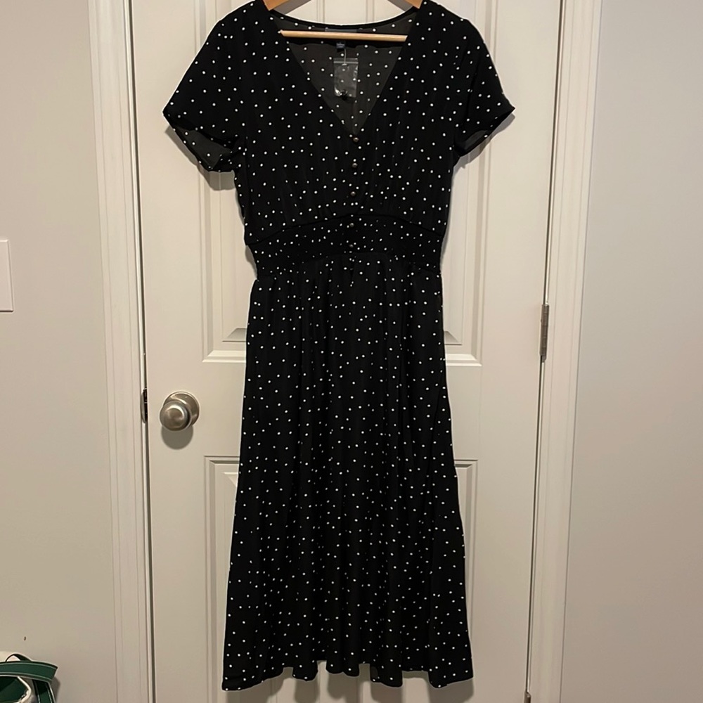 ModCloth black polka dot dress never worn - size large